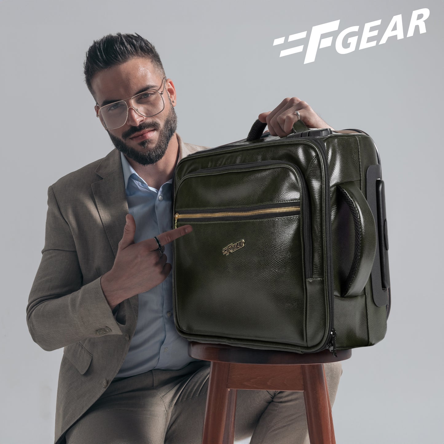 Stargaze 23L Green Vegan Leather Overnighter Pilot Laptop strolley