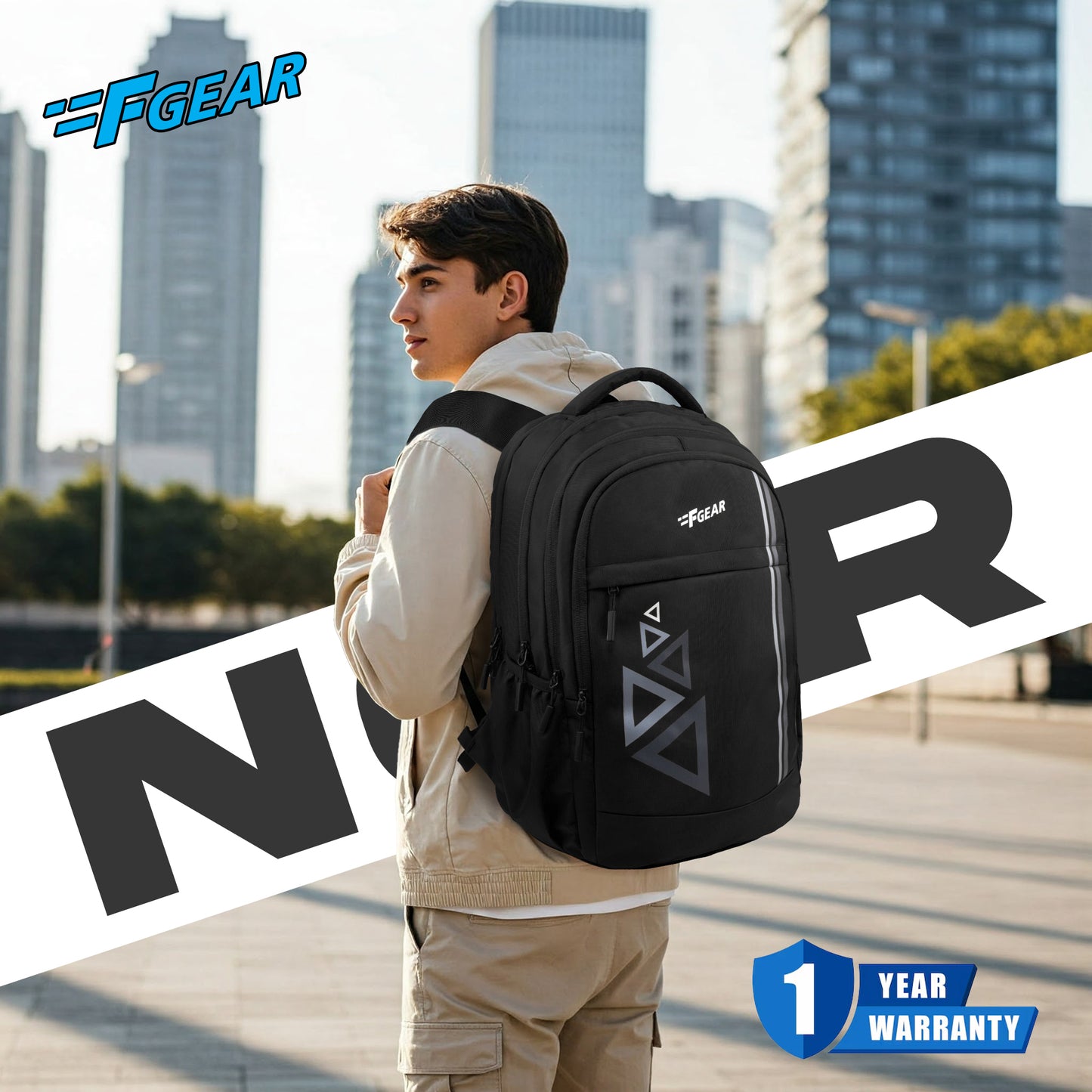 Noir 29L Black Backpack with raincover