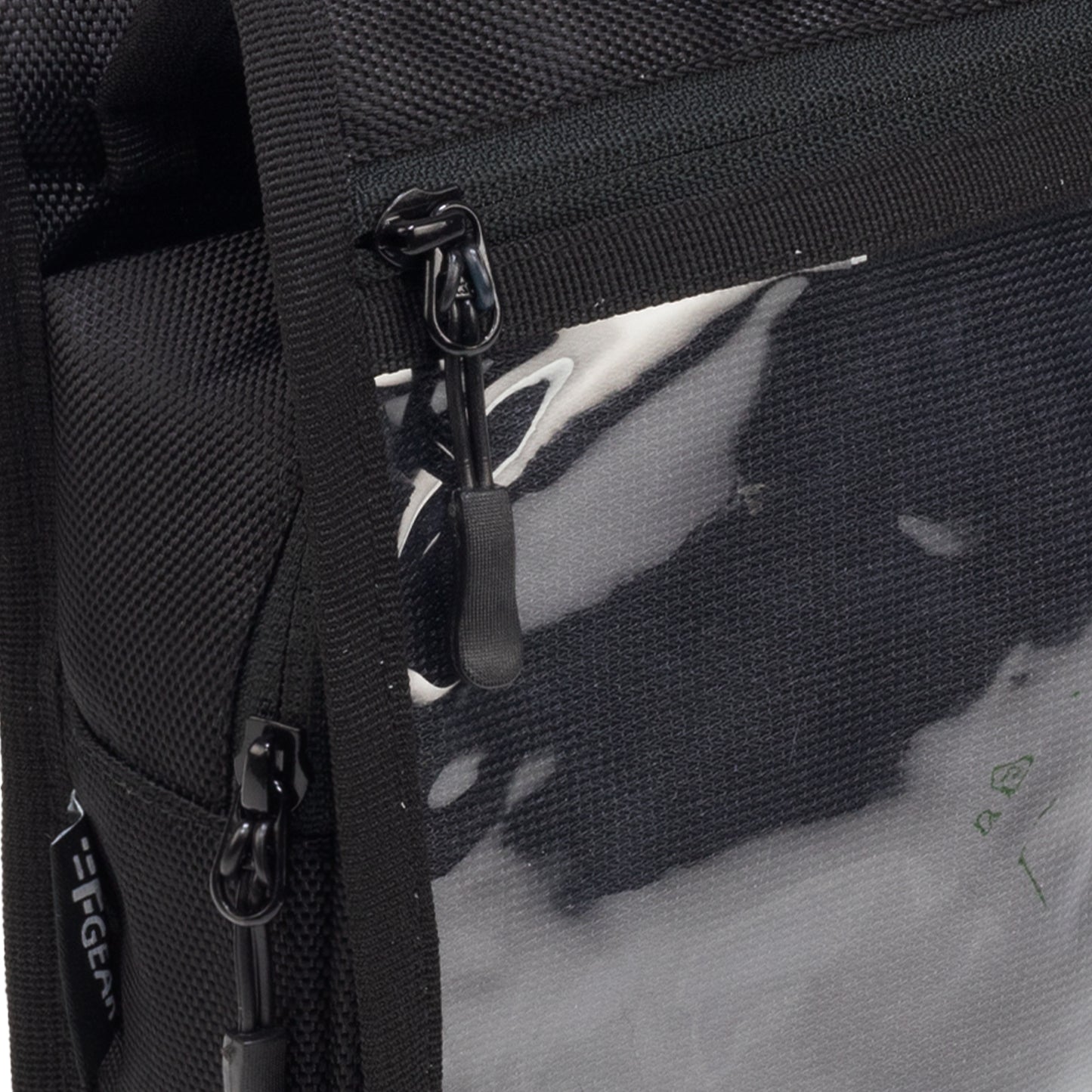Alfie Black 2L Tank Pouch Motorcycle Bag with Rain cover & Headphone port