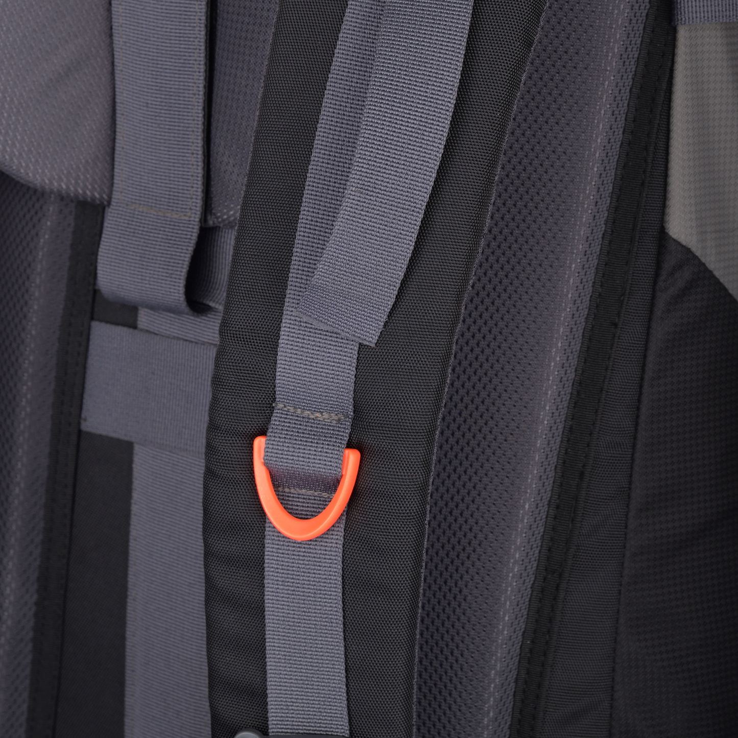 Hunter 75L Black Grey Diamond Rucksack with Raincover