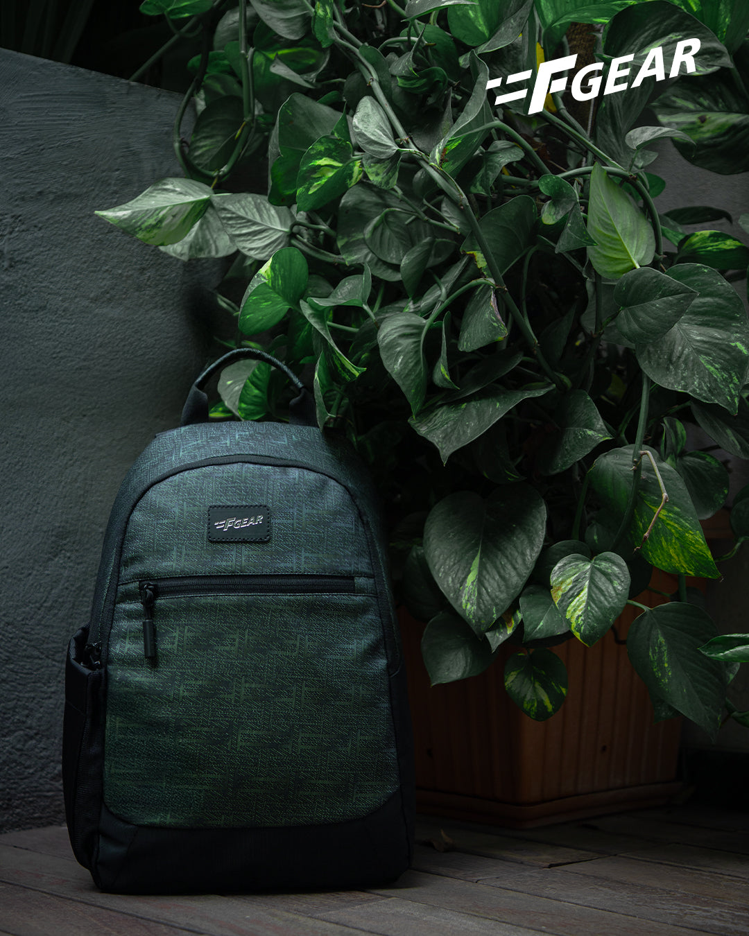 Noxe 10L Green Backpack